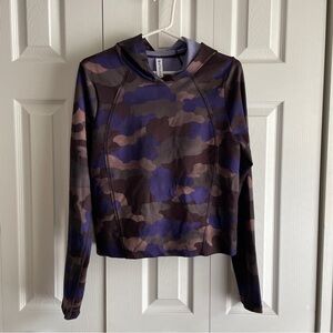 Athleta Pinnacle Camo Cropped Hoodie